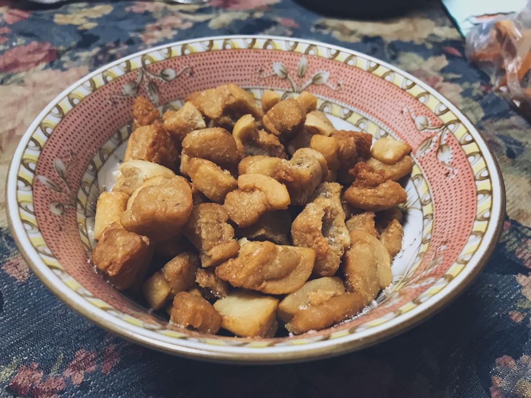 小婷☼食光                                     炼猪油.油渣