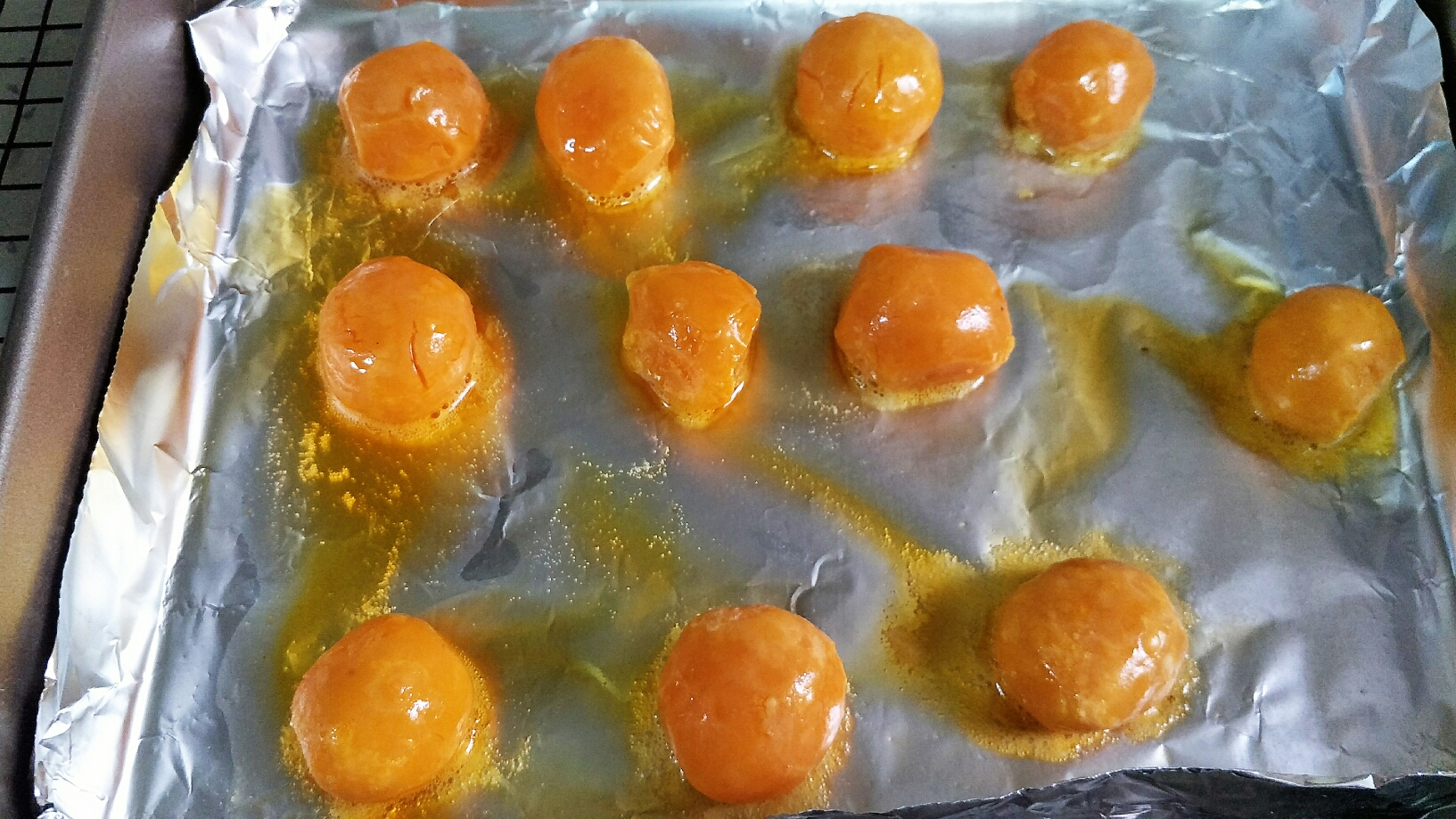 栗蓉蛋黄月饼的做法 步骤3