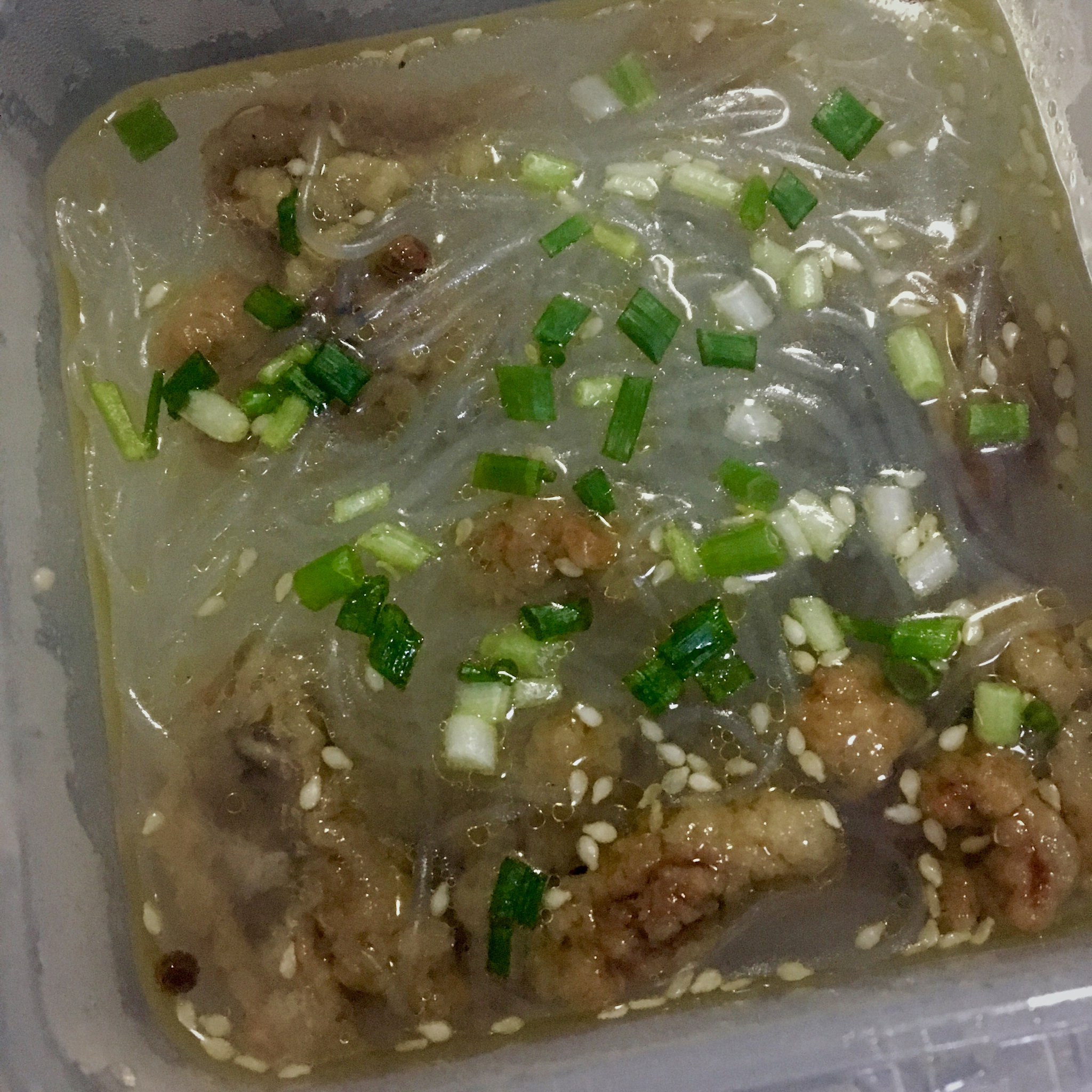 酥肉粉丝汤