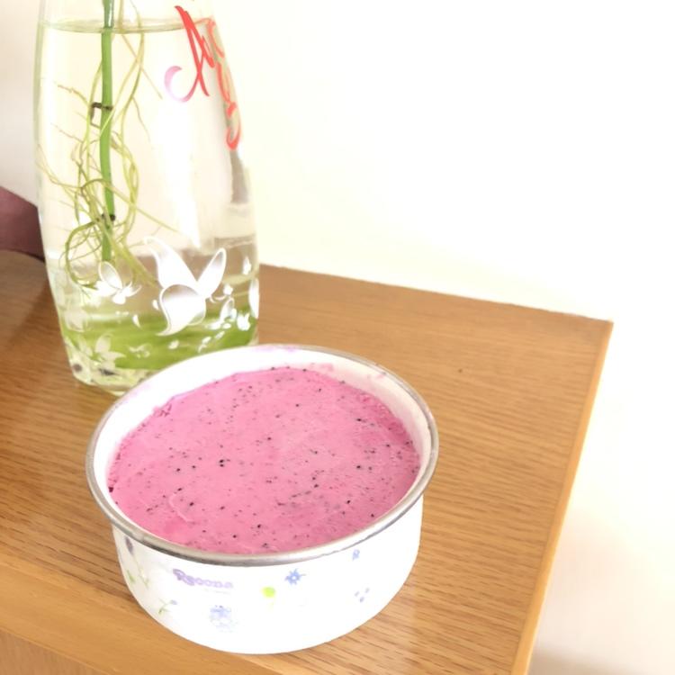酸奶火龙果冰淇淋