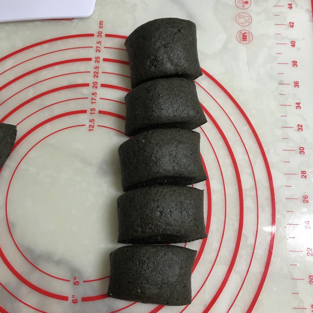 奶香黑芝麻刀切馒头
