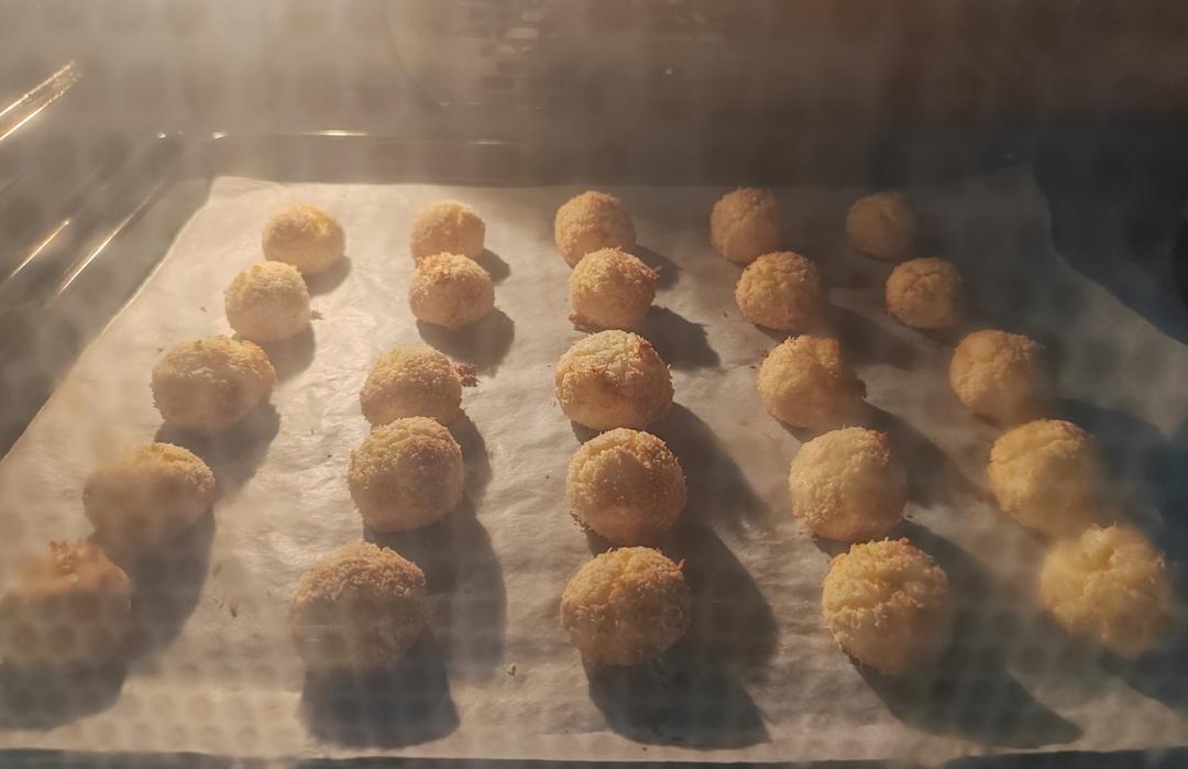 童年美食 零失败松脆奶香黄金椰蓉一口酥