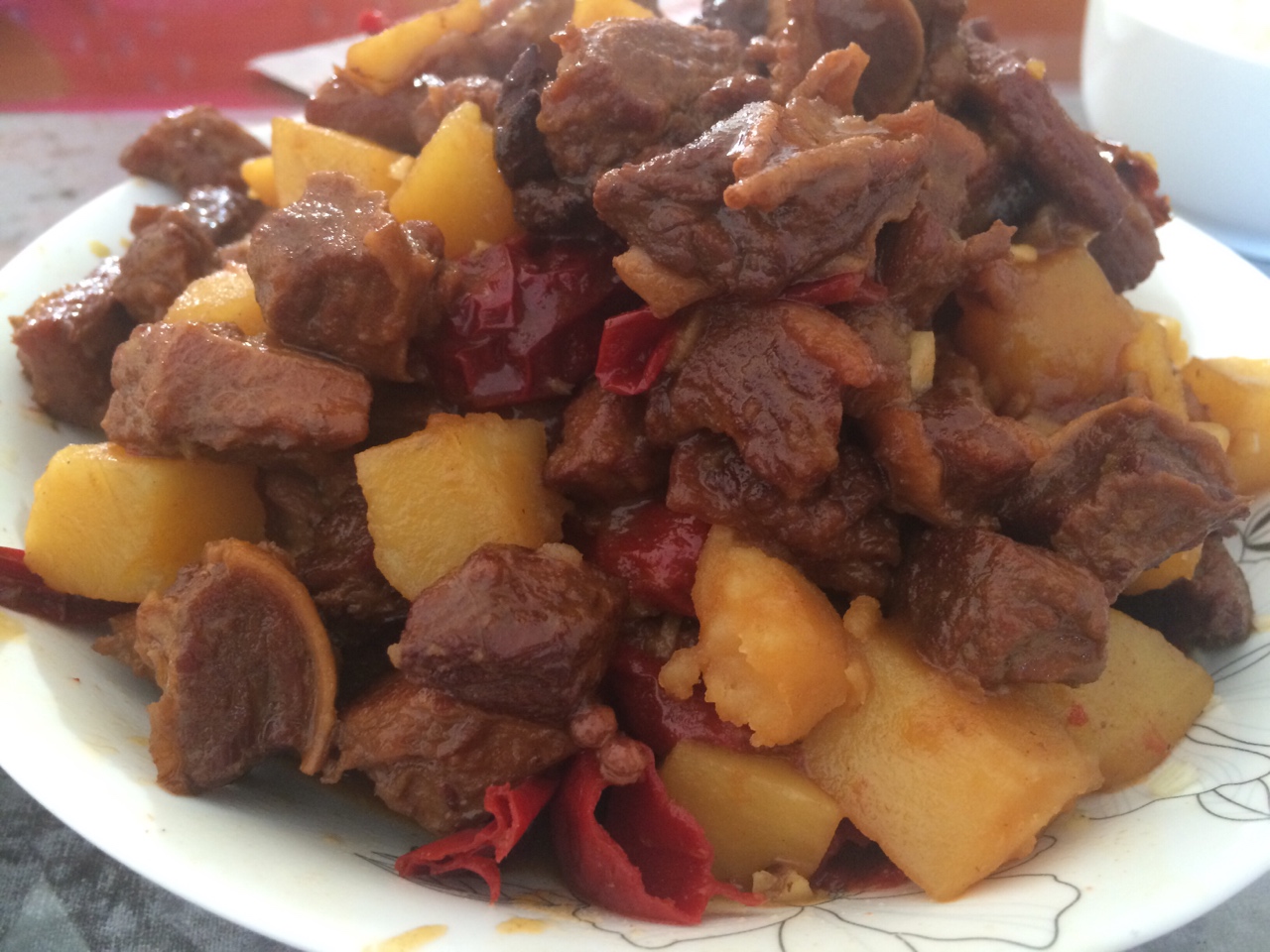 新疆风味的土豆烧牛肉的做法 步骤15