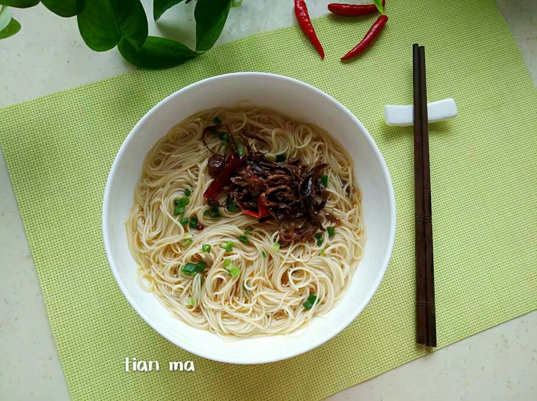 鸡枞油