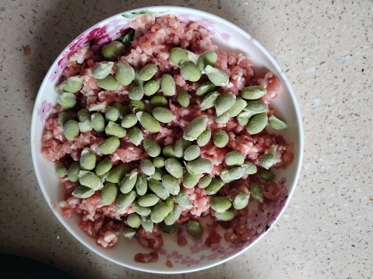 肉饼蒸毛豆