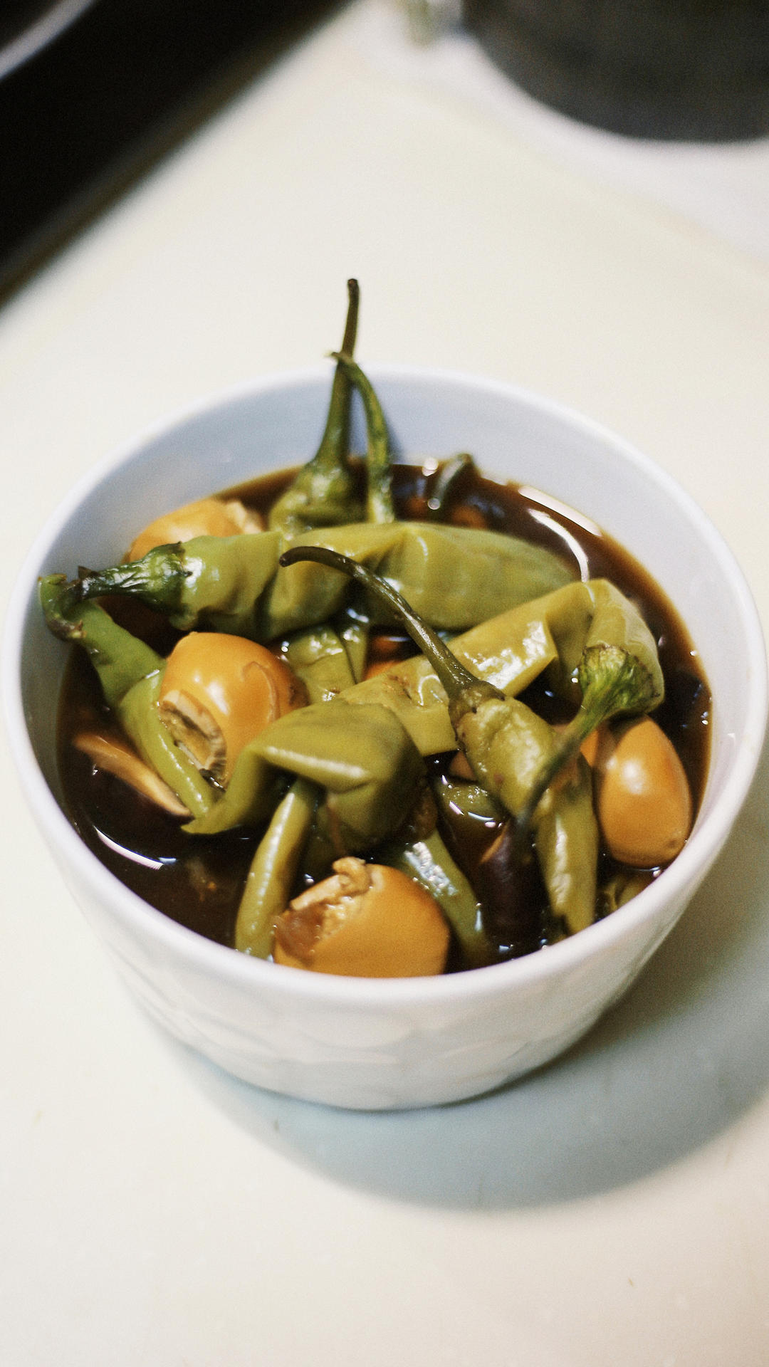 一口一个，甜辣开胃！青椒虎皮鹌鹑蛋