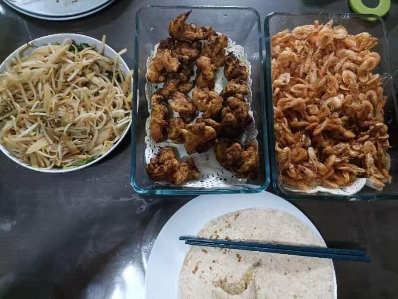酥炸小白虾