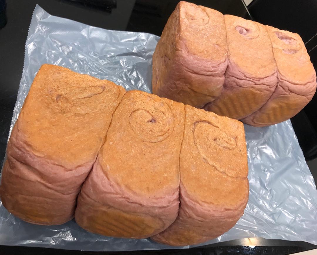 最爱的绵软香醇的 紫薯吐司