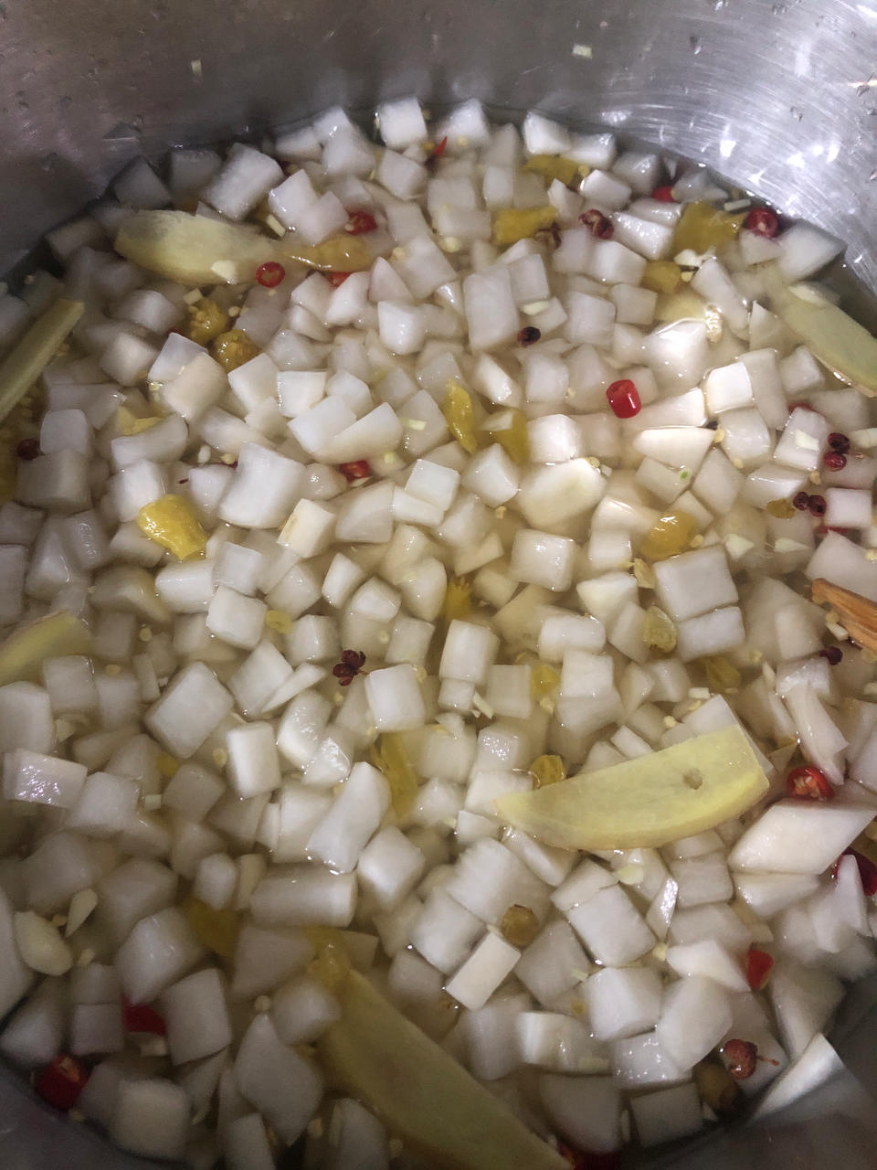 超入味的脆爽酸辣萝卜条🥢（不加一滴水的酸萝卜）腌泡菜！详细用量！