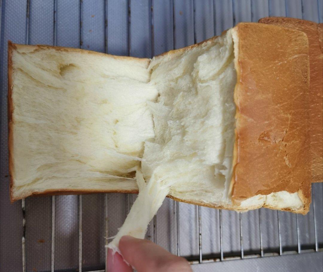 吐司，奶香手撕面包，超级香浓