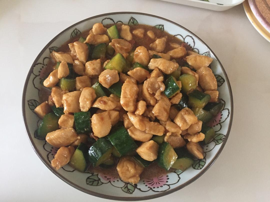 酱爆鸡丁