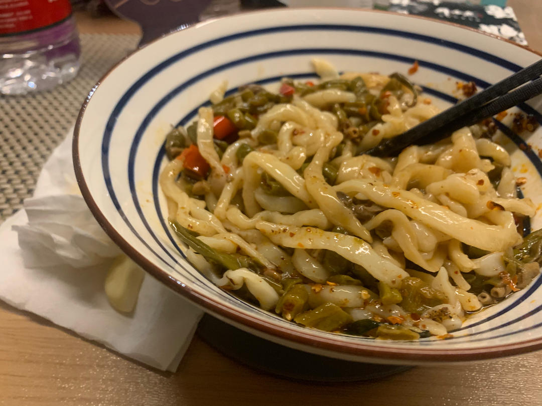 快手纯手工擀面条