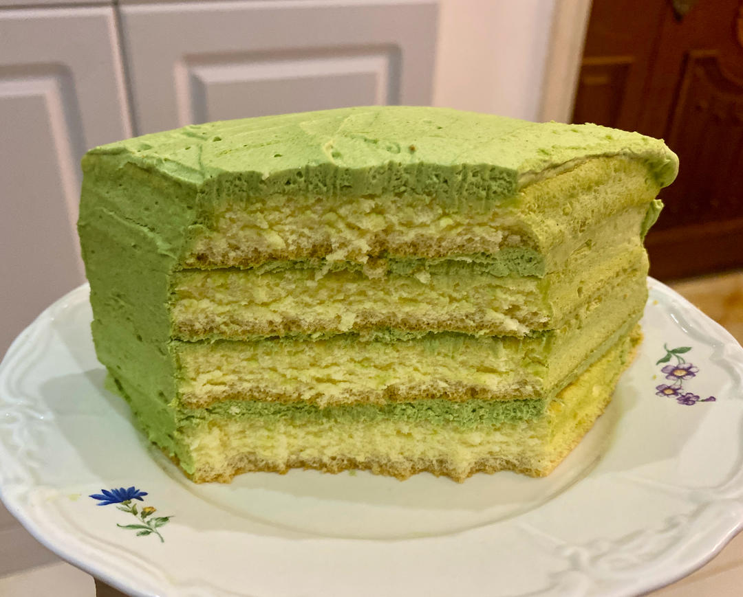 戚风蛋糕  Pandan Leaf Chiffon Cake