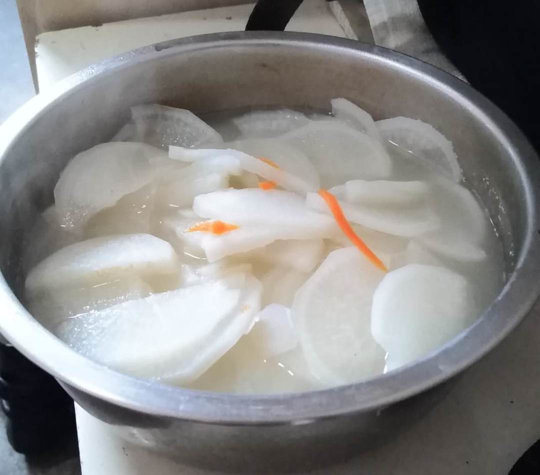 清水煮白萝卜（无油无盐菜）的做法