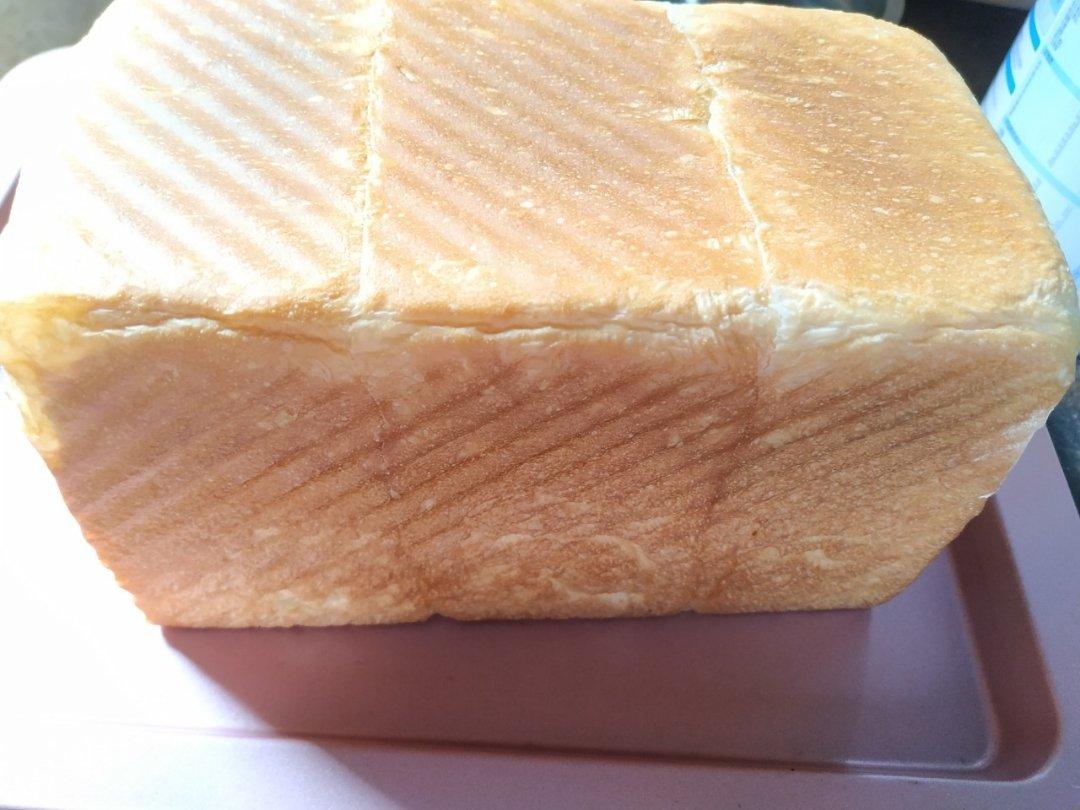 波兰种奶香吐司