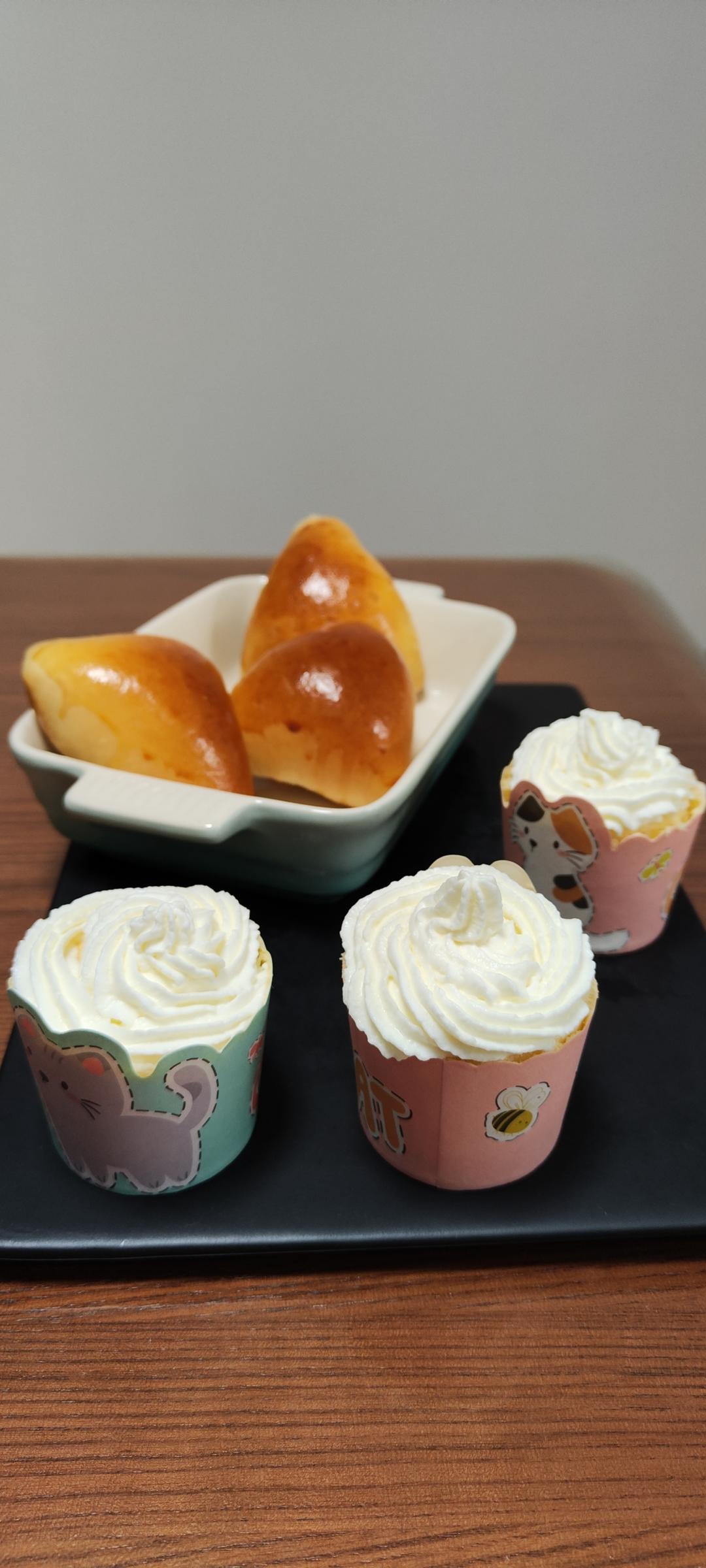 戚风小纸杯蛋糕