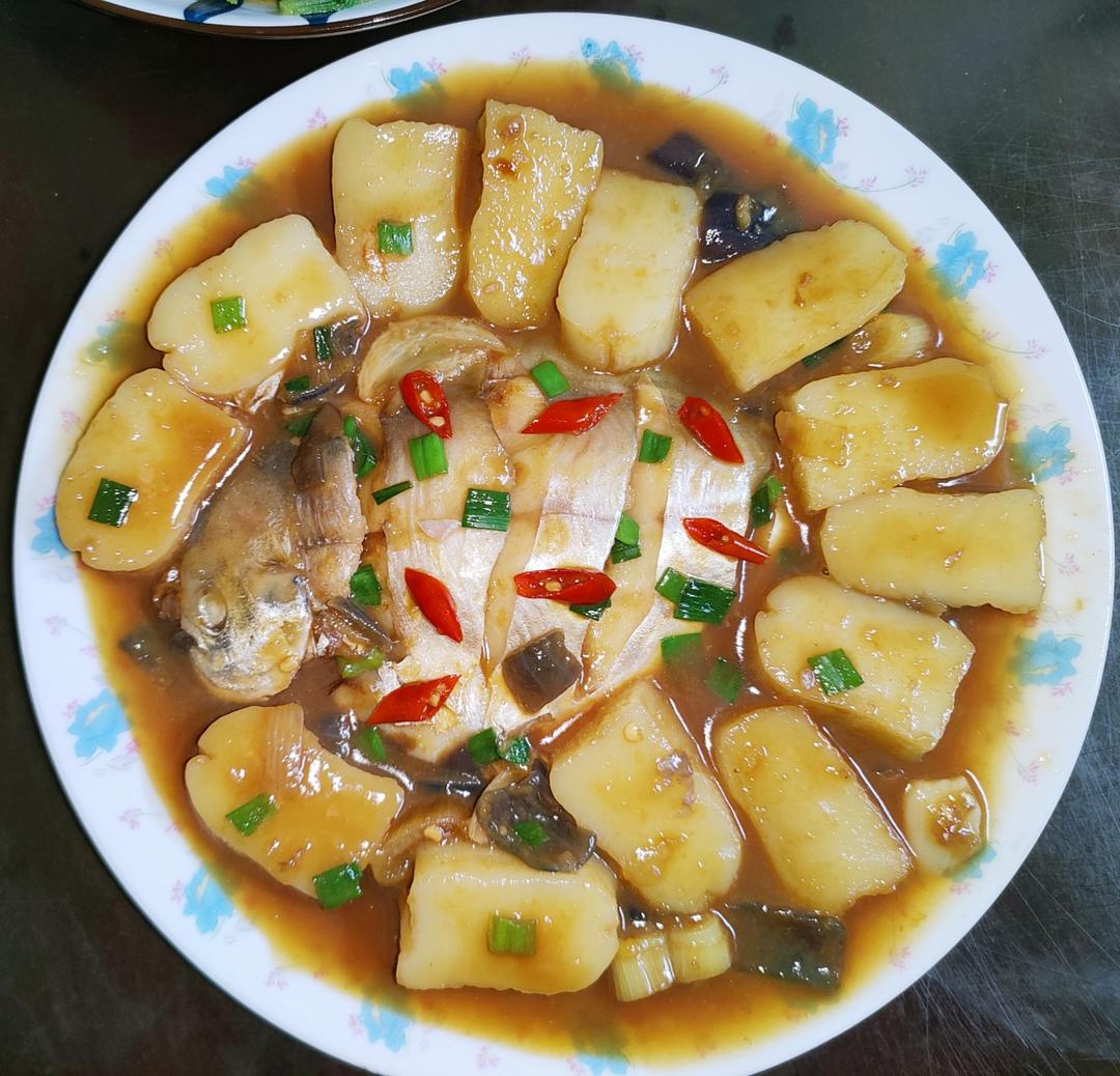 台州鲳鱼烧年糕