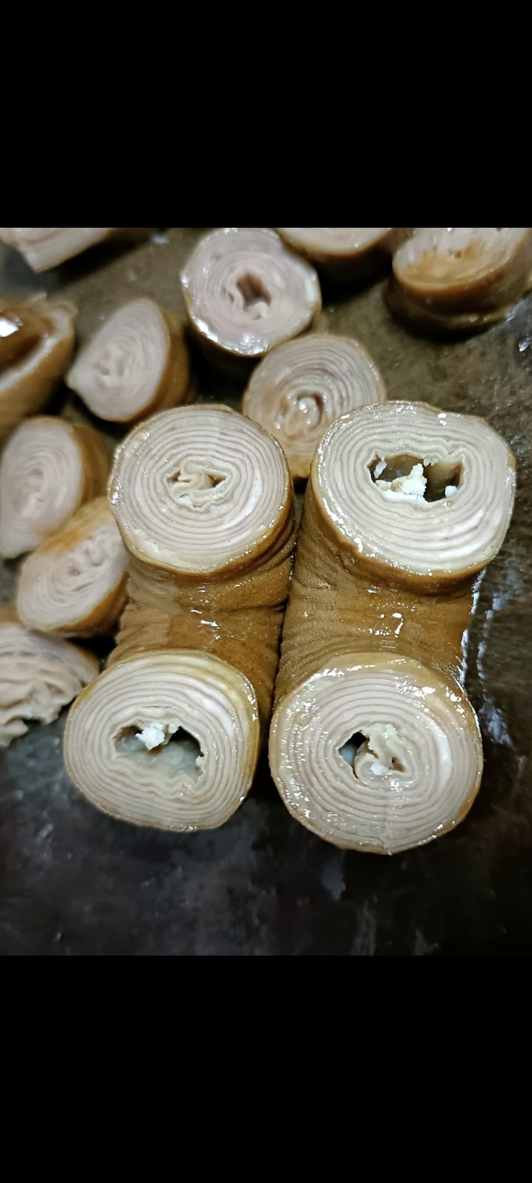 卤套肠