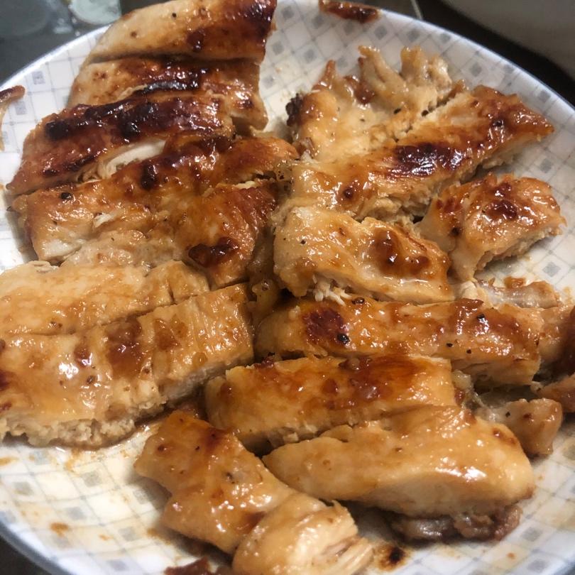 酷炫屌炸天好吃的煎鸡胸肉（香蒜蜂蜜煎鸡胸肉）