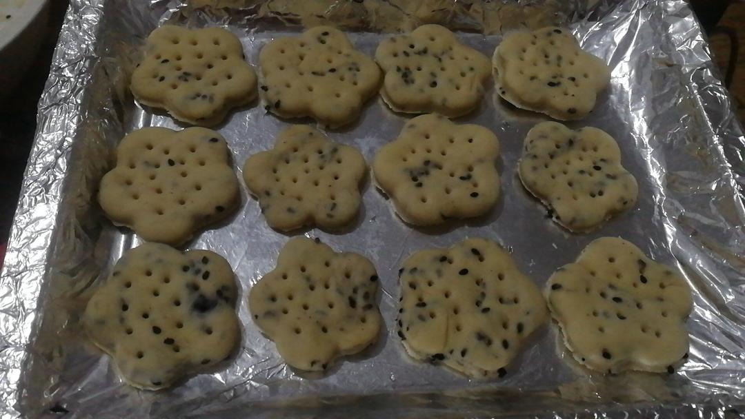 核桃猴头菇脆饼干