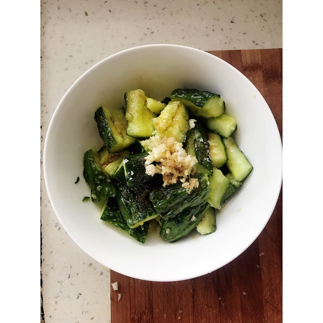 国民凉菜——拍黄瓜