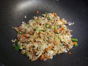 牛排炒饭（孜然味）的做法 步骤7