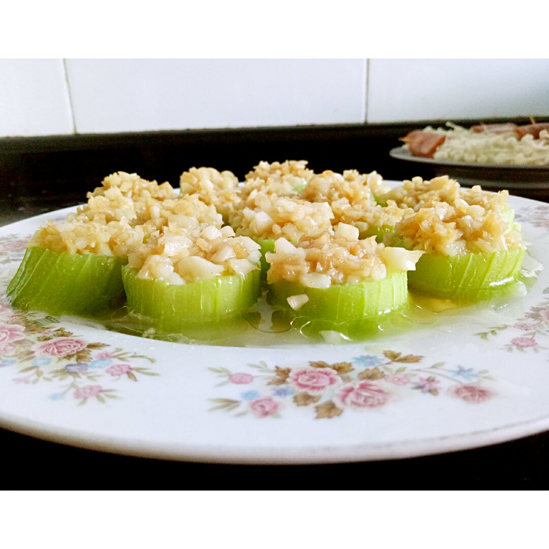 蒜蓉蒸丝瓜