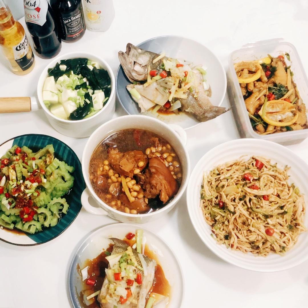 流口水的黄豆炖猪蹄