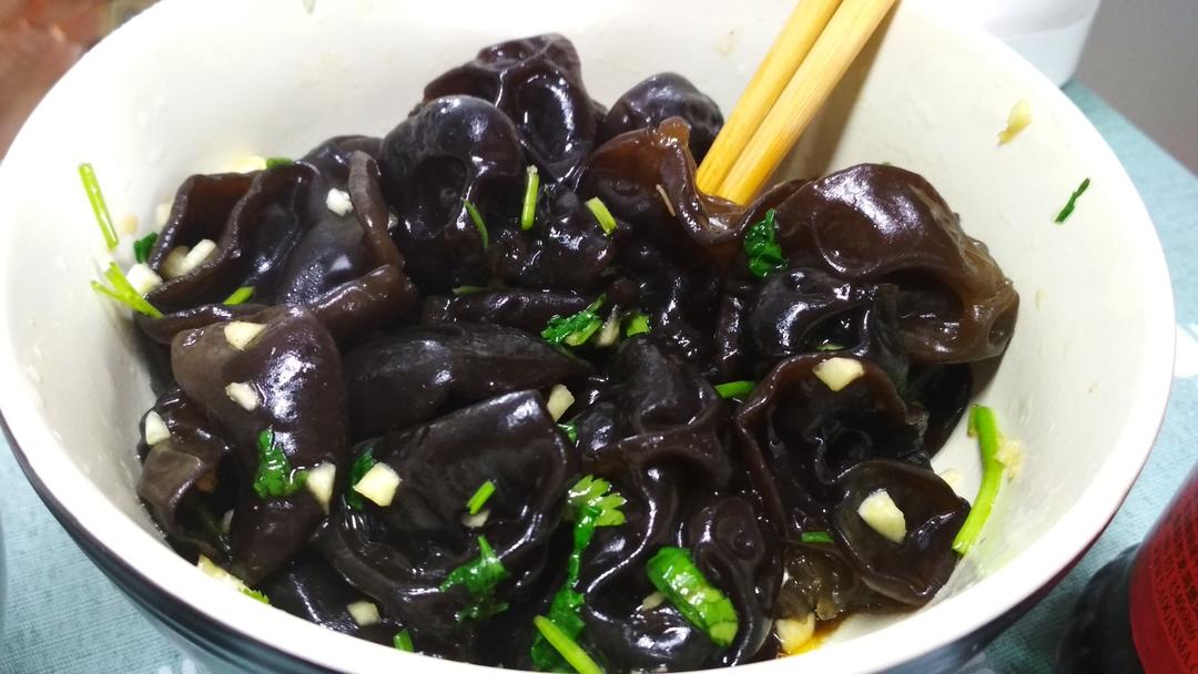 万用凉拌料汁•凉拌木耳