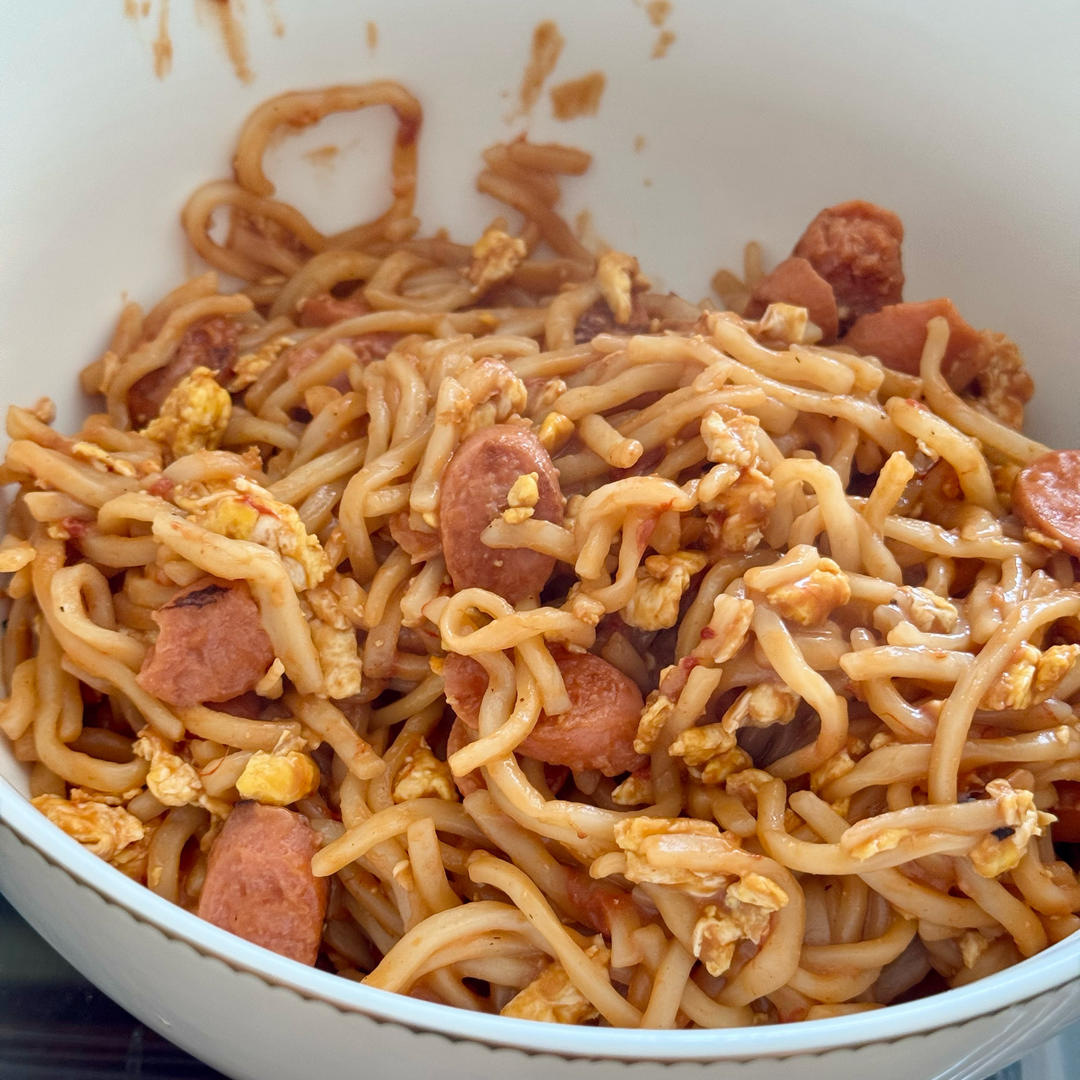 简单好吃的鸡蛋炒面（安徽料理）