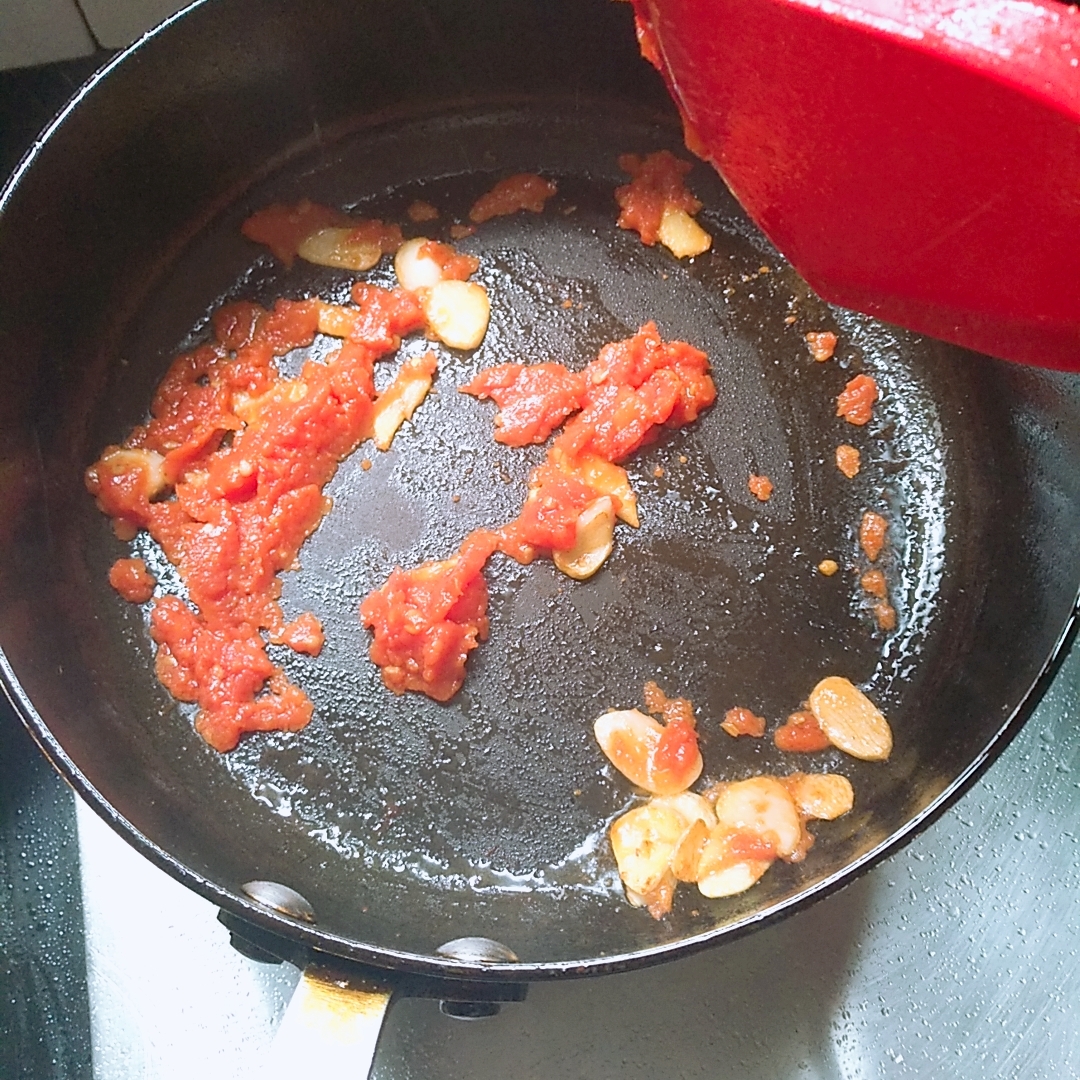 番茄鸡腿肉块的做法 步骤6
