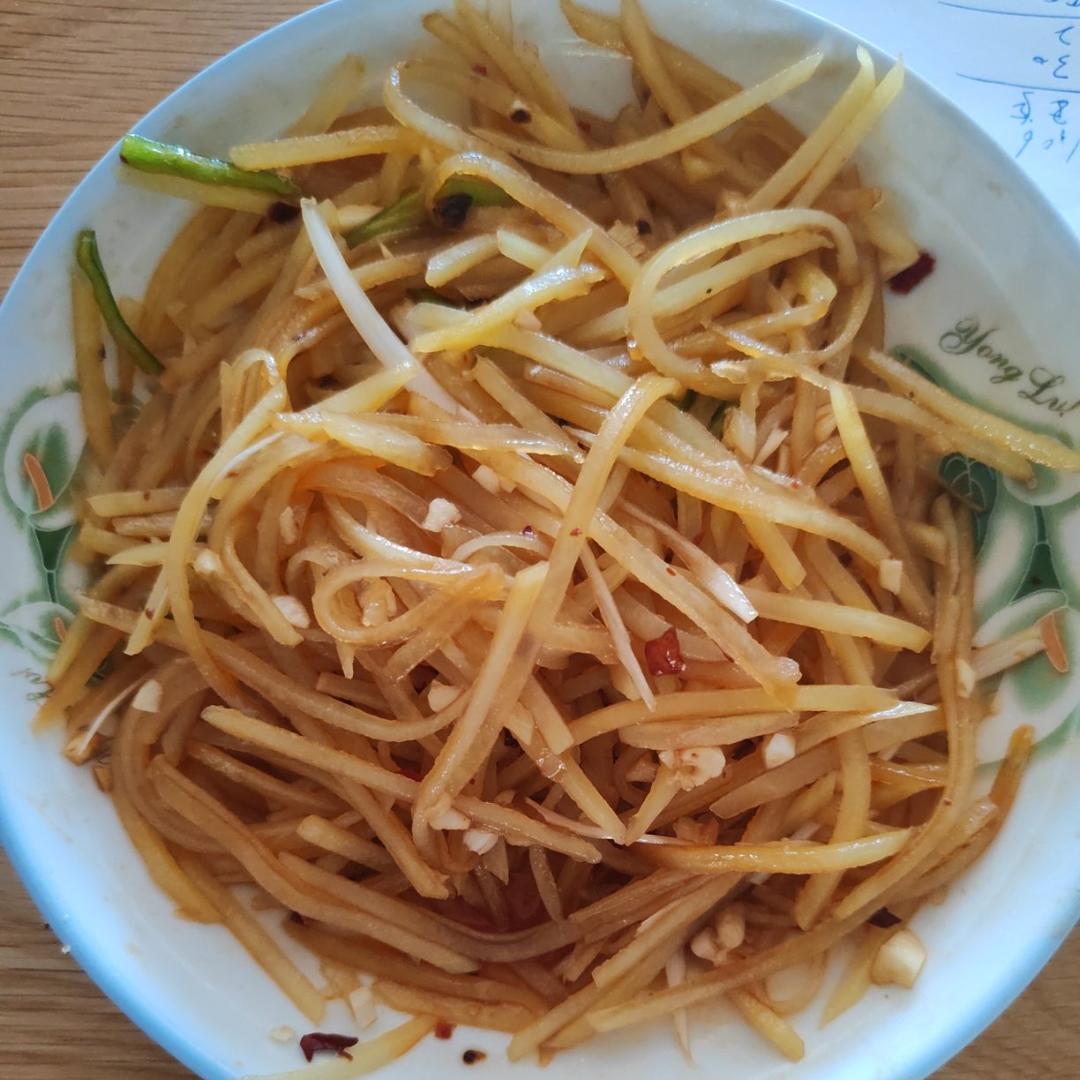 香辣开胃的凉拌土豆丝