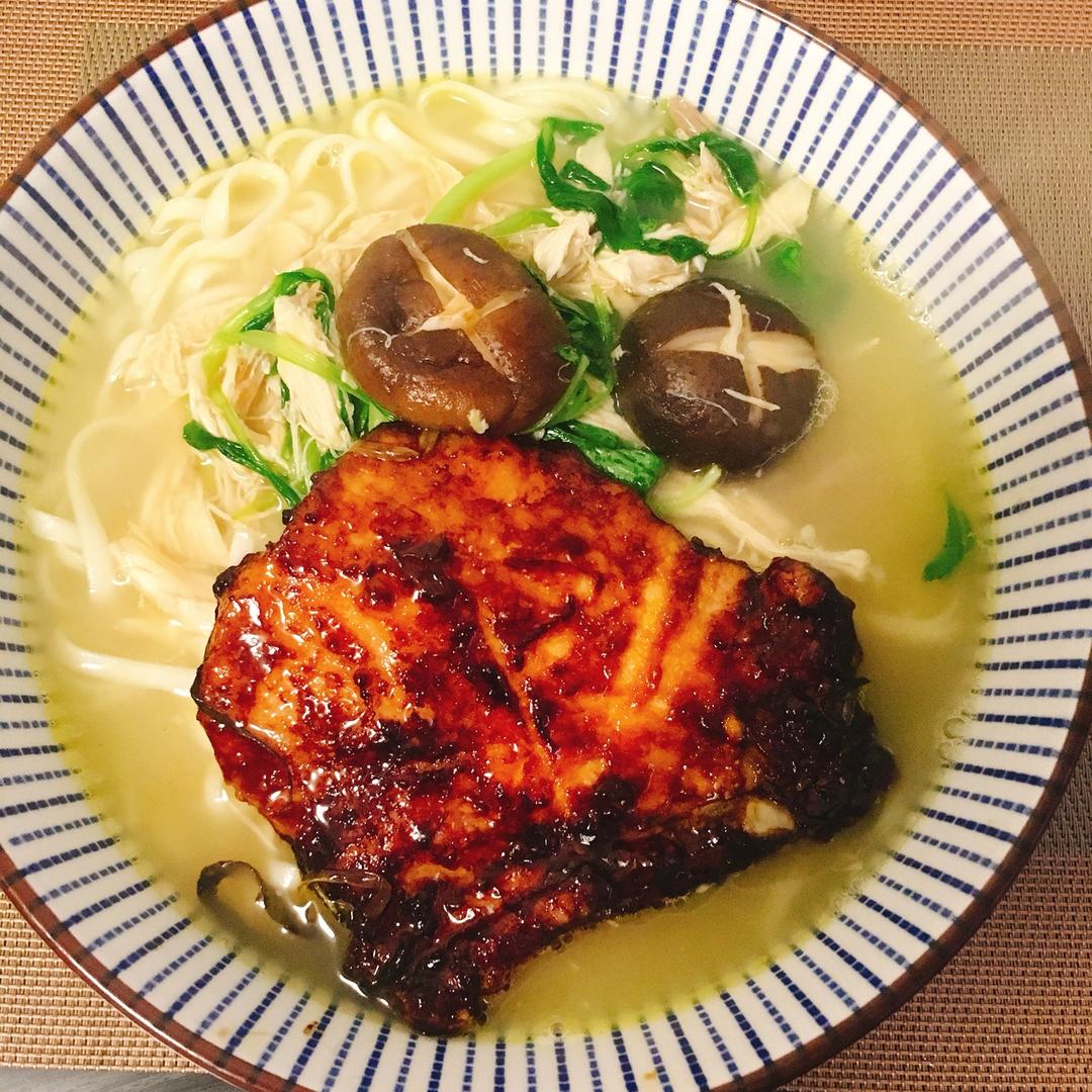 超嫩超香的葱烤大排