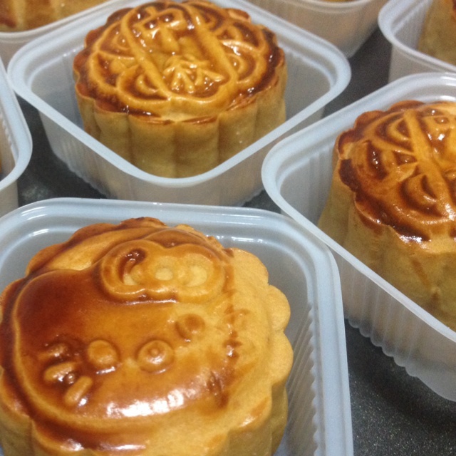 广式月饼——蛋黄莲蓉月饼