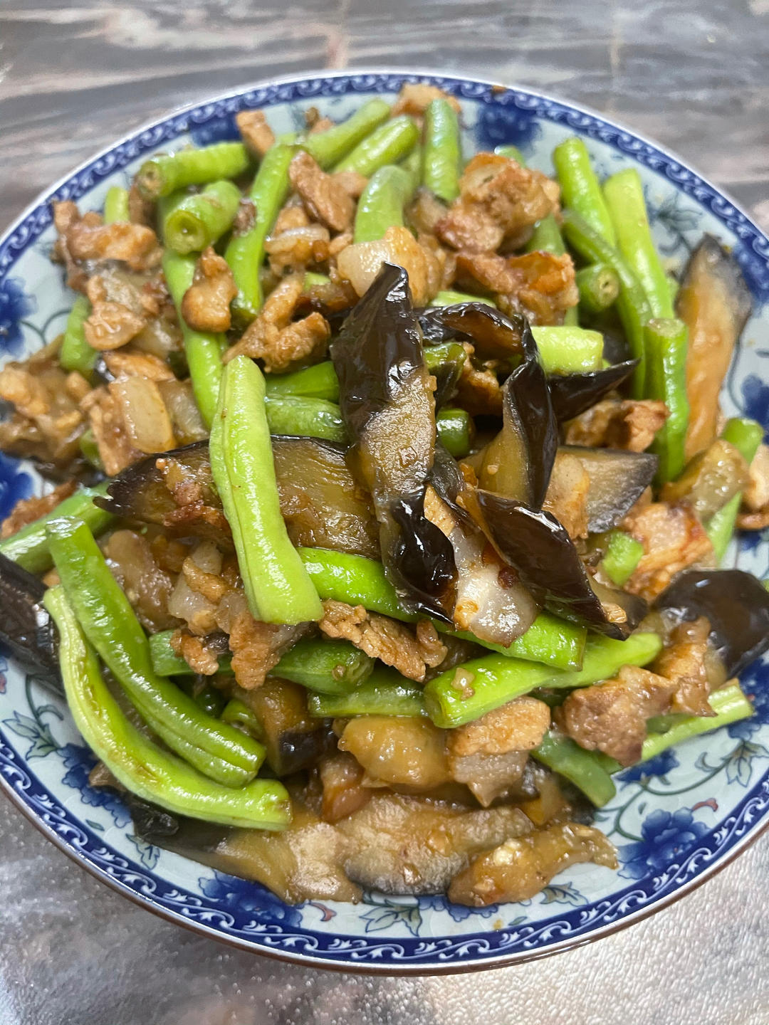 不需要油炸简单美味易操作五花肉豆角茄子家常做法