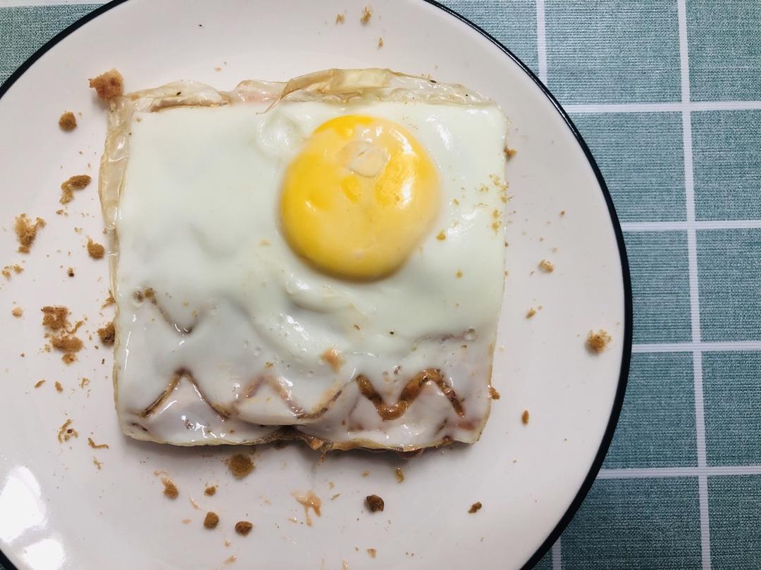 巨简单的Bruno轻食机早餐：烘烤三明治