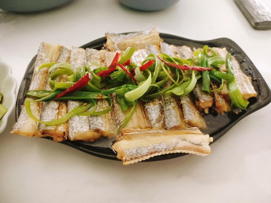 清蒸带鱼❗️检验带鱼是否新鲜的不二法门✌