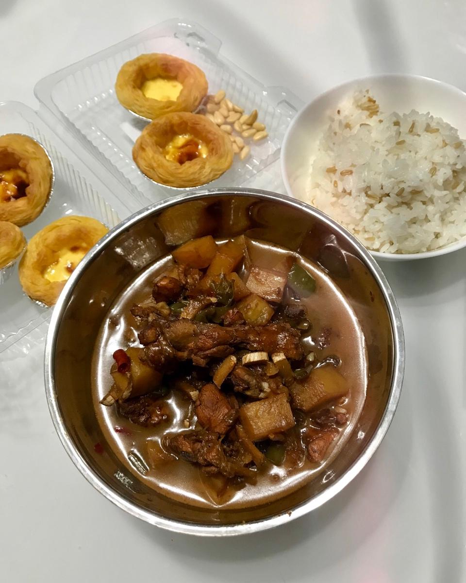 红烧鸡块 大盘鸡 青椒炒鸡做法