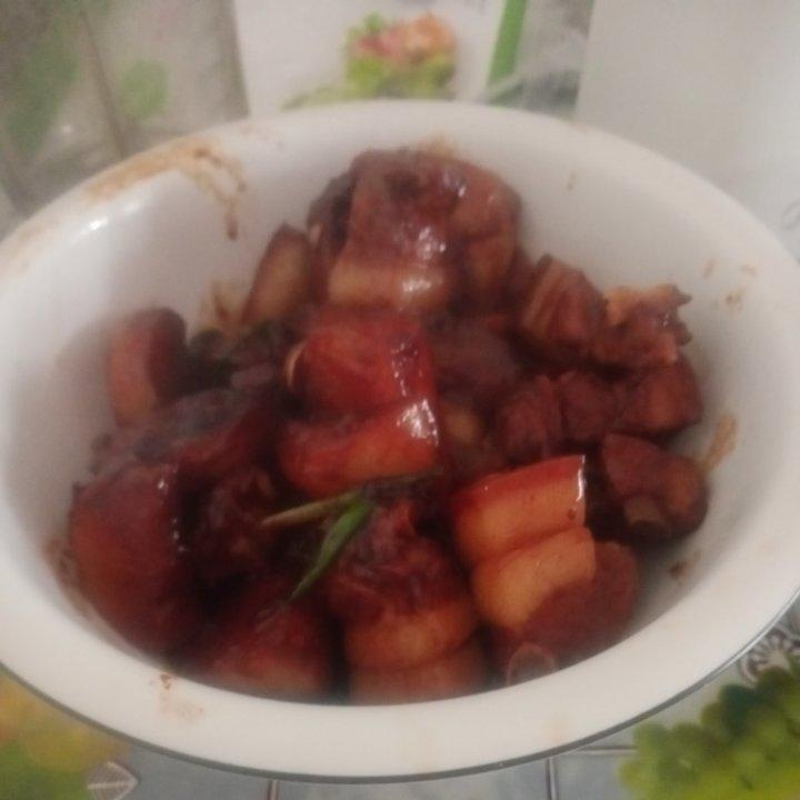 白萝卜红烧肉