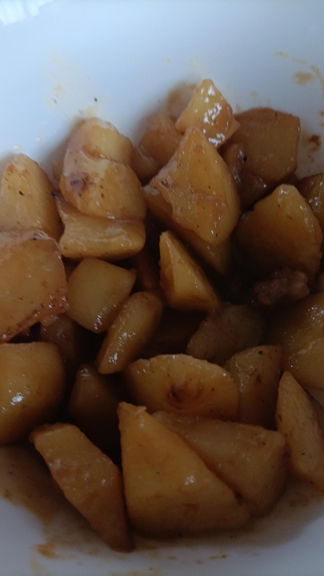 红烧肉炖土豆（丝毫不腻）