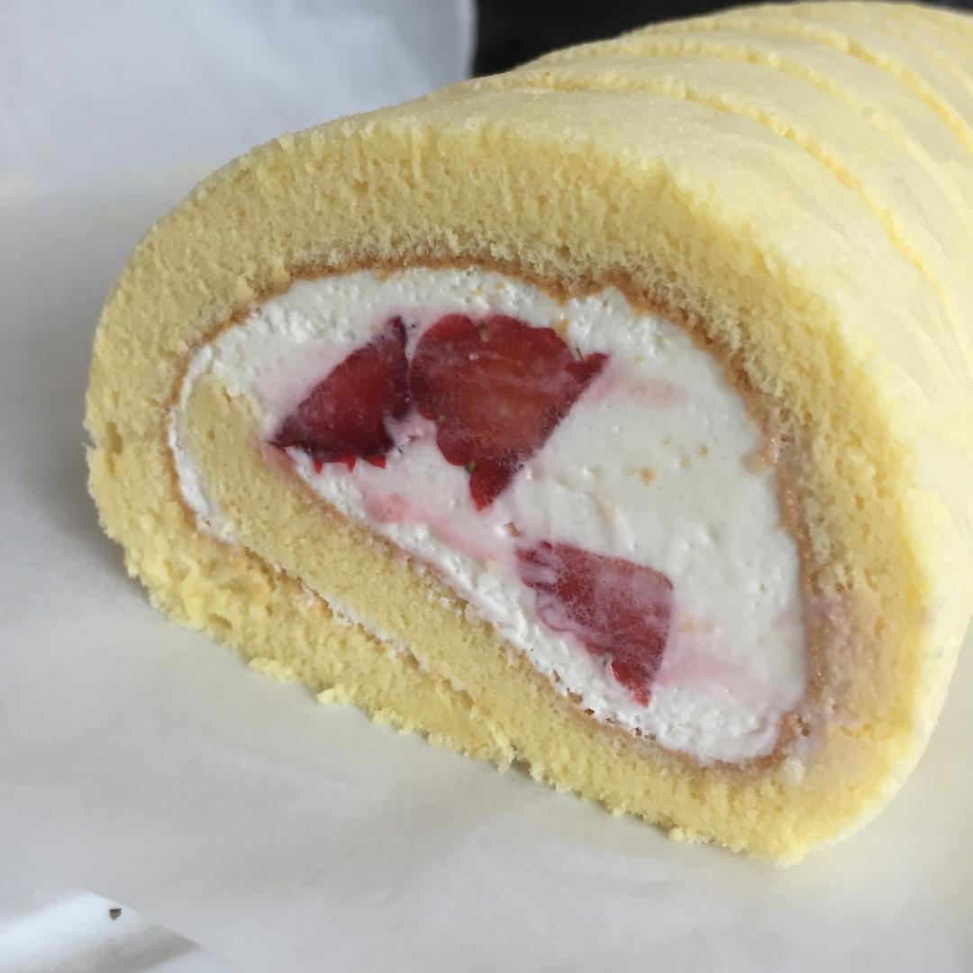 《Tinrry下午茶》教你做基础原味蛋糕卷