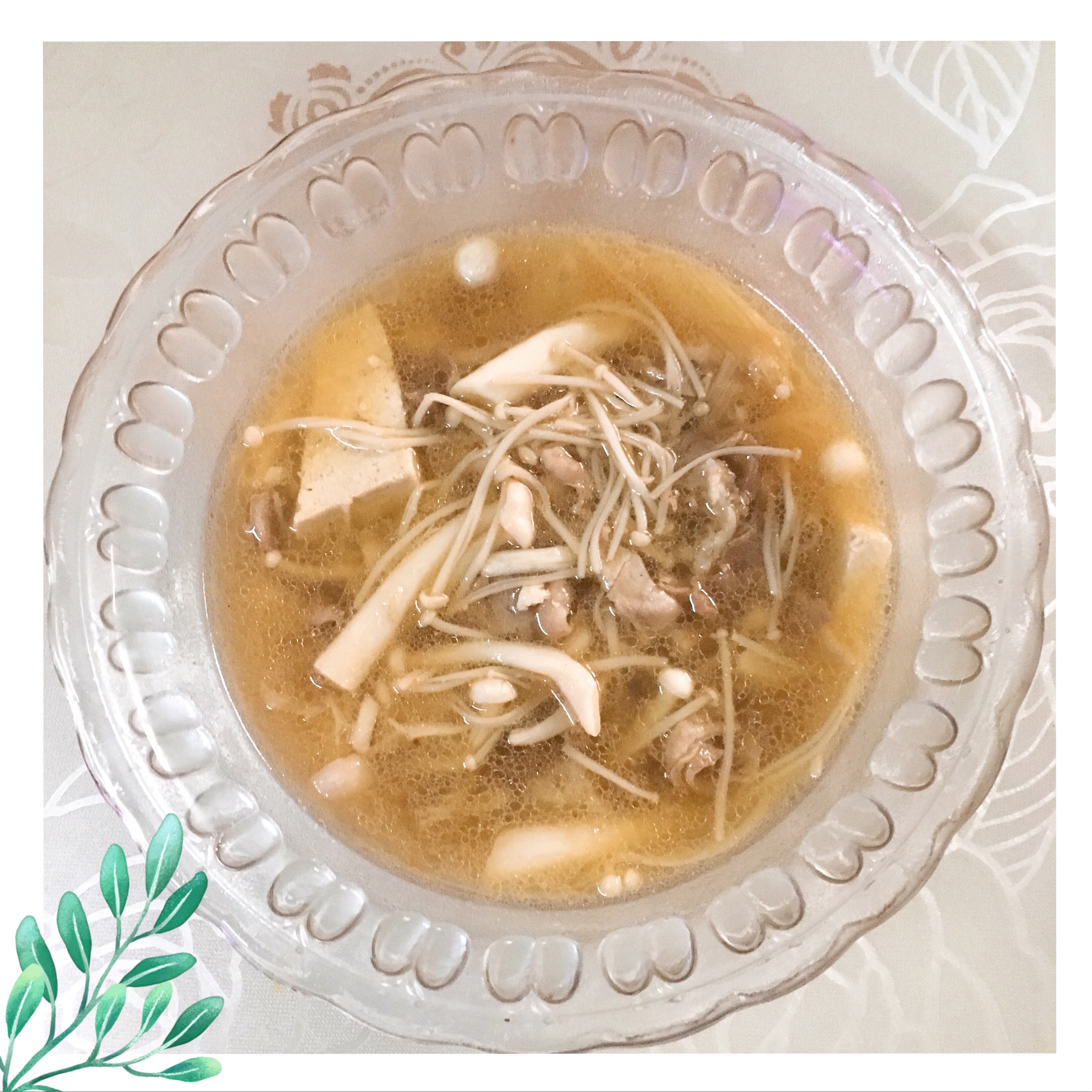 豆腐肉片菌菇汤