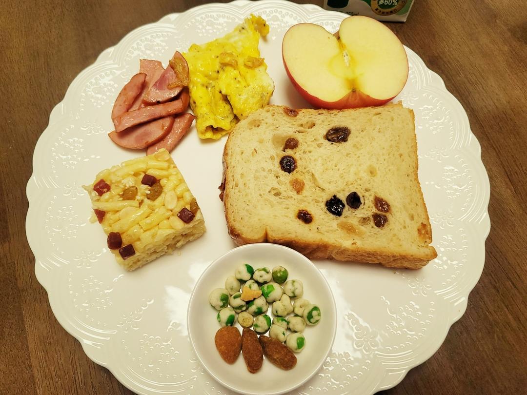 葡萄干柔软拉丝吐司