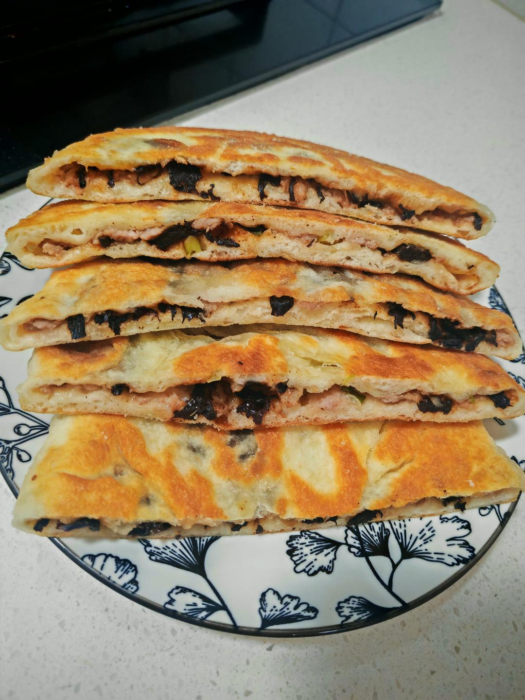 原汁原味梅干菜肉饼