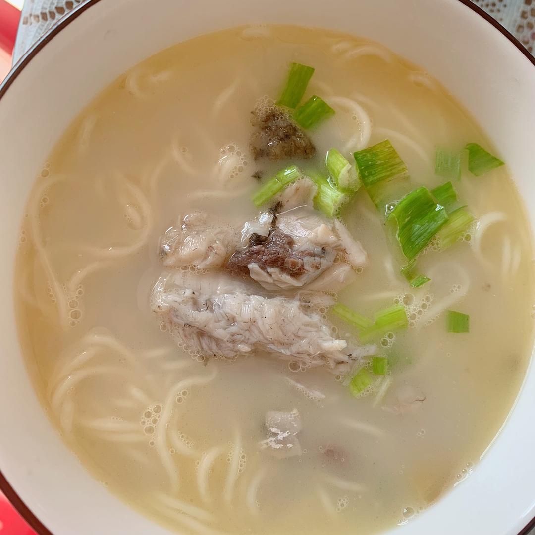鱼汤面