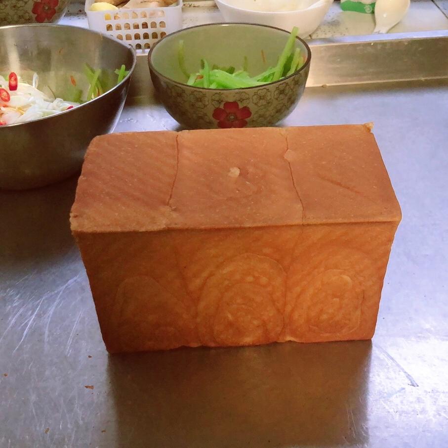 吐司，奶香手撕面包，超级香浓