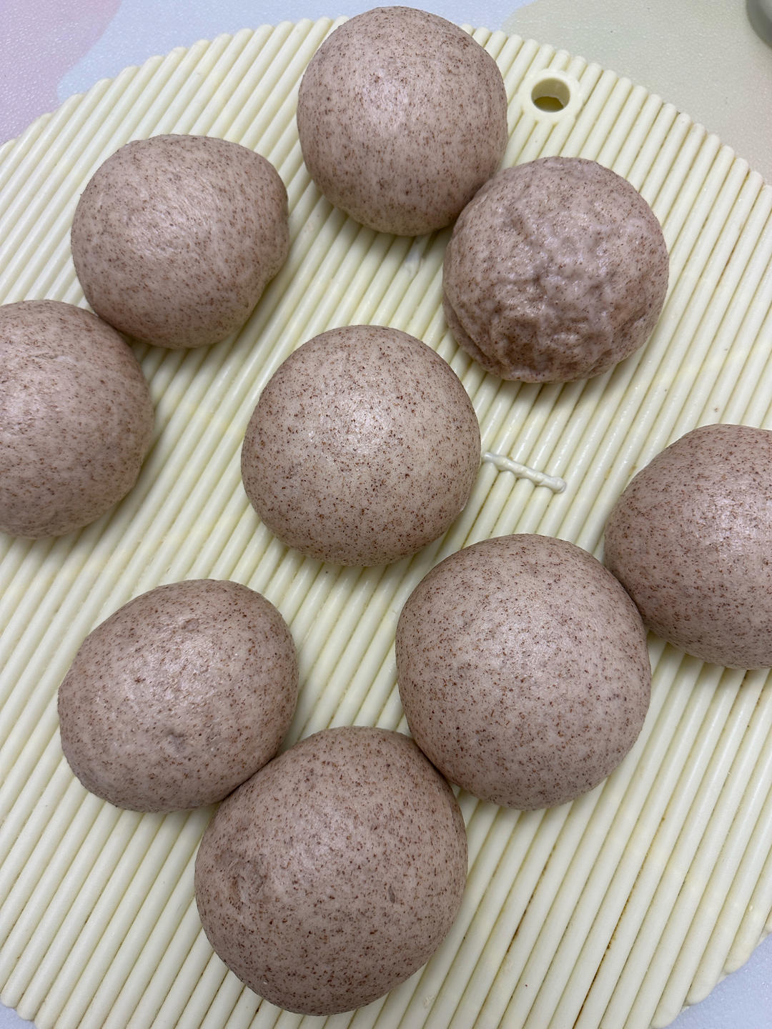 无油无糖松软的全麦馒头