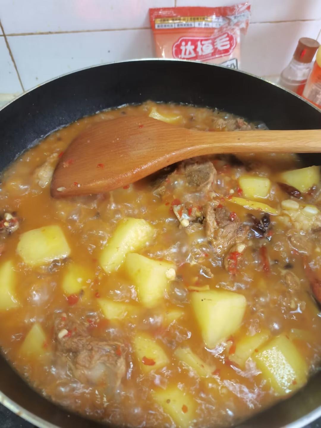 🔥巨好吃的红烧排骨炖土豆❗️懒人版轻松做拿手菜