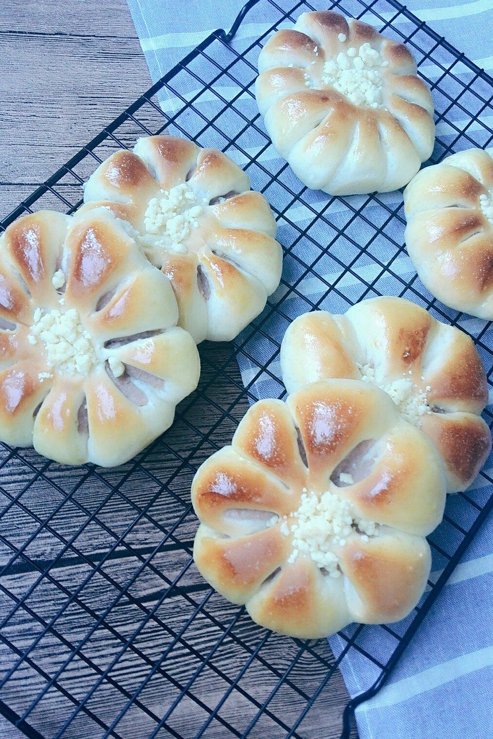 软噗噗的香芋小包