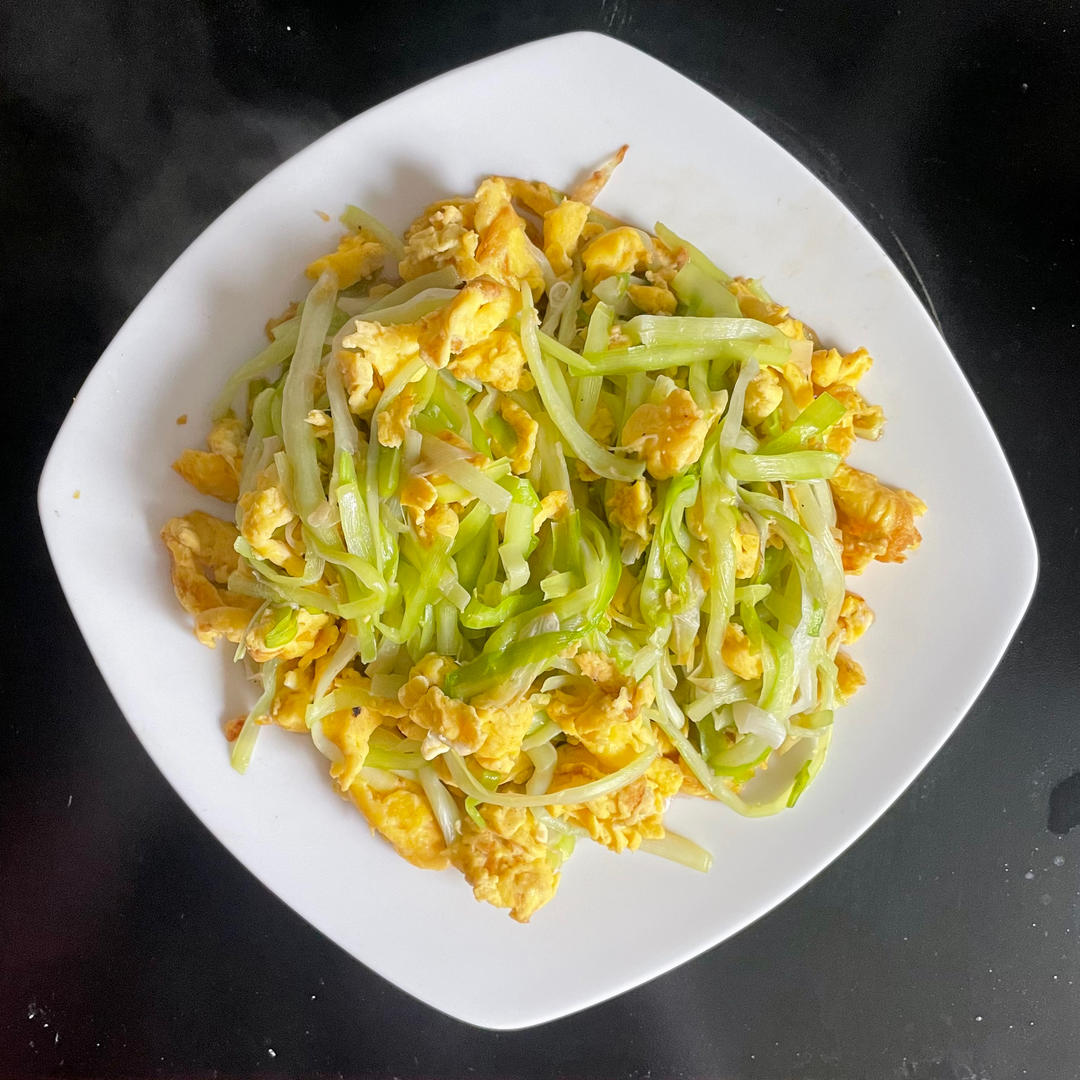 整个简单的韭黄炒蛋（手把手教学）